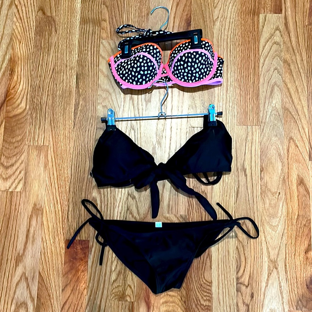 Victoria secrets small 2 bikini tops 1 bottom never worn